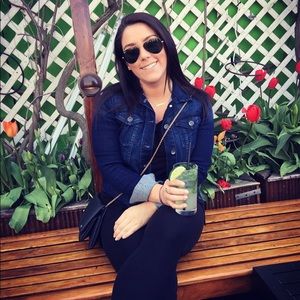 Meet your Posher, Christine